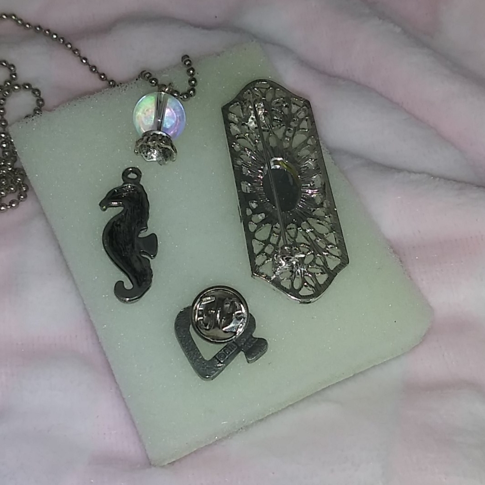 Jewelry bundle - Picture 6 of 6